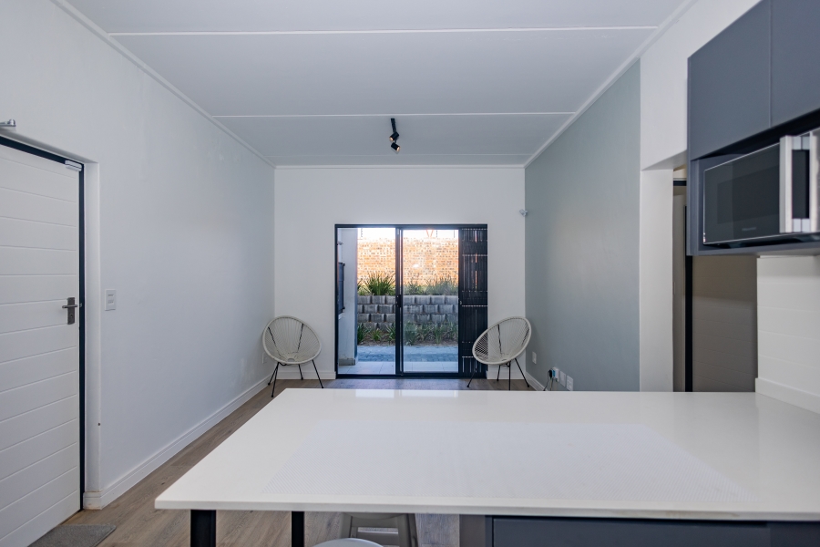 2 Bedroom Property for Sale in Groot Phesantekraal Estate Western Cape